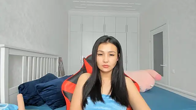 Snapshot of Missykitty01 chatting on January 20, 2025, 5:26 am Missykitty01 online show from January 20, 2025, 5:26 am