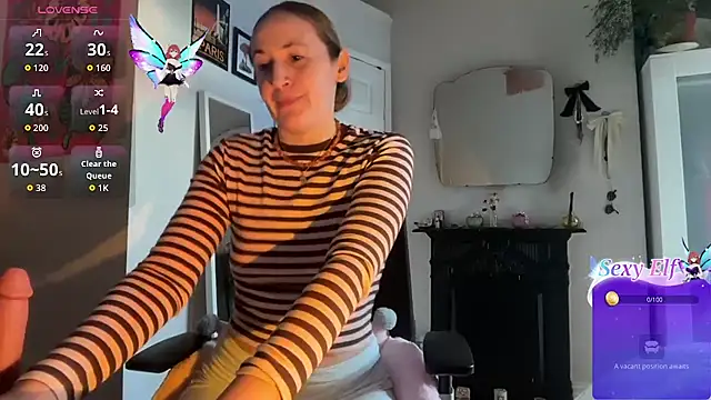 Littlelolo60 online show from February 8, 2026, 3:48 pm