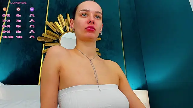 AprilWong online show from April 1, 2026, 5:19 am