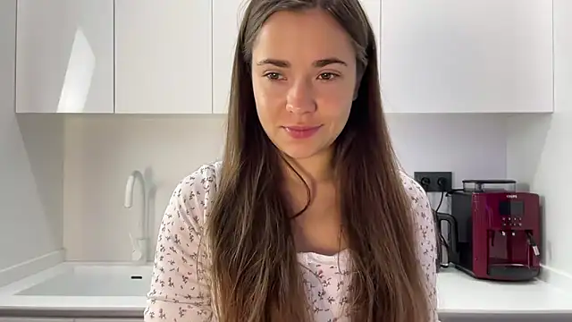 Snapshot of Mika_Miller chatting on September 19, 2025, 6:04 am Mika Miller online show from September 19, 2025, 6:04 am