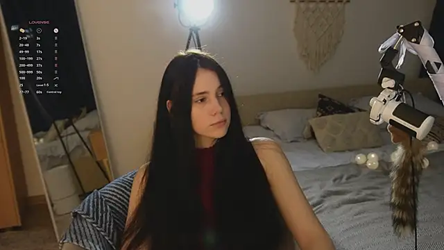 jennetdoll online show from February 3, 2026, 6:24 pm