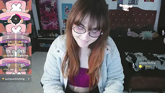 Snapshot of Avril2001 chatting on February 12, 2025, 2:45 am Avril2001 online show from February 12, 2025, 2:45 am