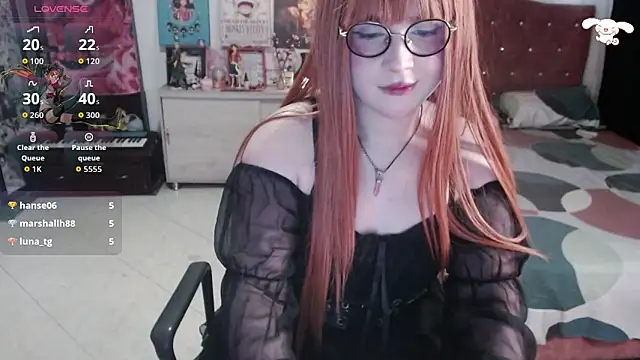 Snapshot of Avril2001 chatting on September 14, 2025, 9:47 pm Avril2001 online show from September 14, 2025, 9:47 pm