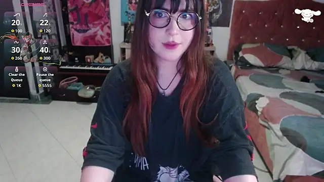 Snapshot of Avril2001 chatting on October 4, 2025, 2:20 am Avril2001 online show from October 4, 2025, 2:20 am