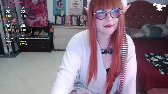 Snapshot of Avril2001 chatting on December 3, 2025, 2:52 am Avril2001 online show from December 3, 2025, 2:52 am