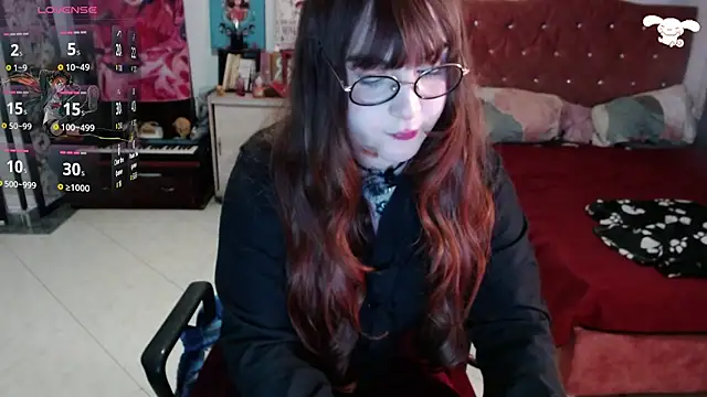 Snapshot of Avril2001 chatting on February 12, 2026, 3:12 am Avril2001 online show from February 12, 2026, 3:12 am