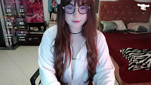 Snapshot of Avril2001 chatting on February 21, 2026, 5:52 am Avril2001 online show from February 21, 2026, 5:52 am