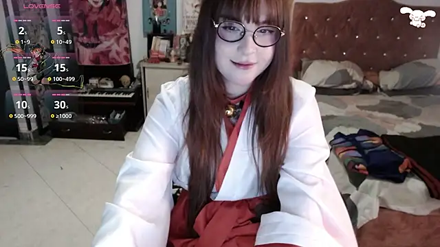 Snapshot of Avril2001 chatting on March 23, 2026, 2:48 am Avril2001 online show from March 23, 2026, 2:48 am