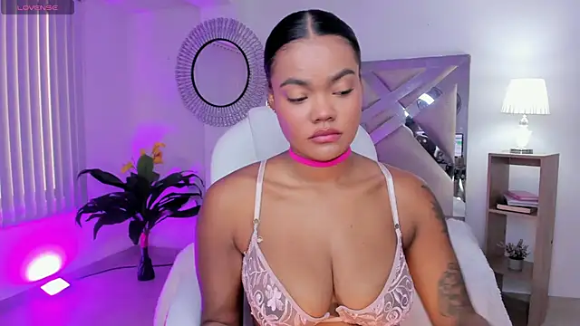 madisson davon online show from January 7, 2025, 1:35 pm