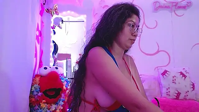 dainaflowers online show from April 16, 2026, 3:40 am