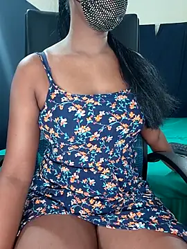Midnight Blossom online show from May 10, 2026, 10:37 pm