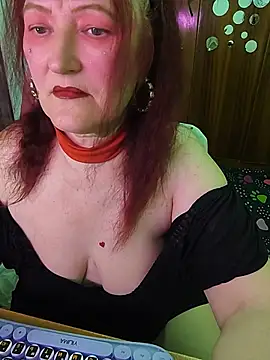SabrinaXlovess online show from July 1, 2026, 5:45 pm