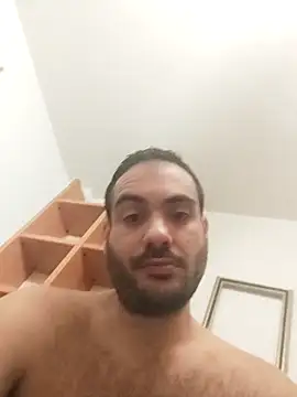 skrigul12 online show from December 1, 2025, 2:49 am