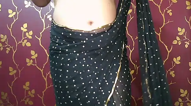 Snapshot of VR_here_4U chatting on February 8, 2025, 5:08 pm VR here 4U online show from February 8, 2025, 5:08 pm