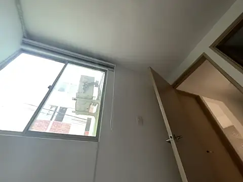 DollMagguie online show from April 18, 2026, 6:23 pm