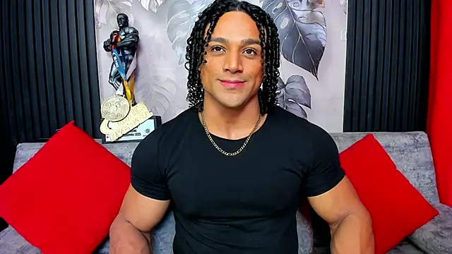 MikeEstevess online show from October 8, 2025, 1:53 pm