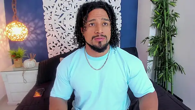 Snapshot of MikeEstevess chatting on June 11, 2026, 7:17 am MikeEstevess online show from June 11, 2026, 7:17 am