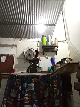 Snapshot of Andreita_95 chatting on October 28, 2025, 9:57 am Andreita 95 online show from October 28, 2025, 9:57 am