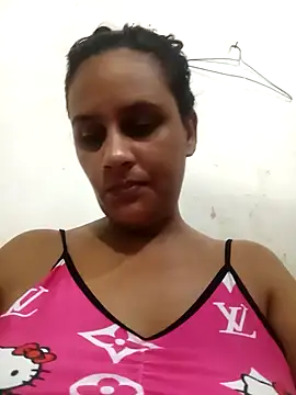 Snapshot of Andreita_95 chatting on October 29, 2025, 10:28 am Andreita 95 online show from October 29, 2025, 10:28 am