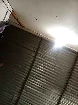 Snapshot of Andreita_95 chatting on December 16, 2025, 2:00 pm Andreita 95 online show from December 16, 2025, 2:00 pm