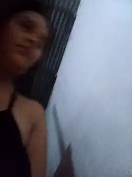 Snapshot of Andreita_95 chatting on January 10, 2026, 10:50 am Andreita 95 online show from January 10, 2026, 10:50 am