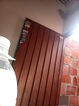 Snapshot of Andreita_95 chatting on January 15, 2026, 2:10 pm Andreita 95 online show from January 15, 2026, 2:10 pm