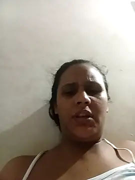 Snapshot of Andreita_95 chatting on January 19, 2026, 2:26 am Andreita 95 online show from January 19, 2026, 2:26 am