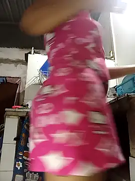 Snapshot of Andreita_95 chatting on February 3, 2026, 10:09 am Andreita 95 online show from February 3, 2026, 10:09 am