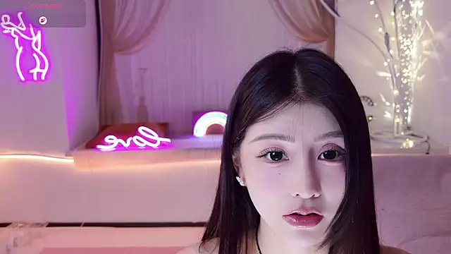 Momoever123456 online show from April 1, 2026, 2:58 pm