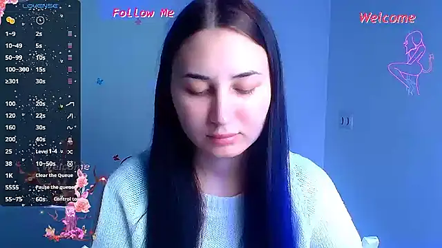 Jennifer Blum online show from November 13, 2025, 12:15 pm