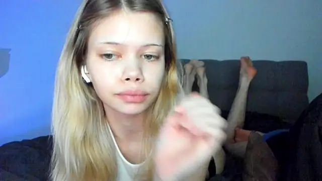 chansetolove online show from February 13, 2025, 5:44 pm