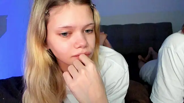 chansetolove online show from February 19, 2025, 6:10 pm