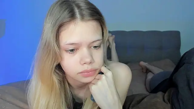 chansetolove online show from March 19, 2025, 8:34 am