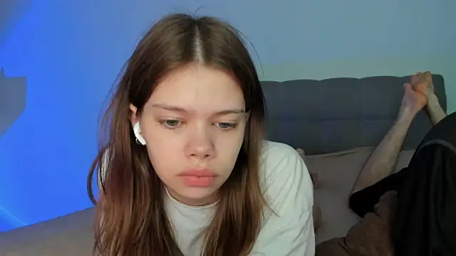 chansetolove online show from September 13, 2025, 9:09 am