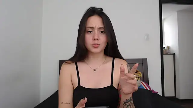 Snapshot of rebecca_collin chatting on March 25, 2026, 4:57 pm rebecca collin online show from March 25, 2026, 4:57 pm