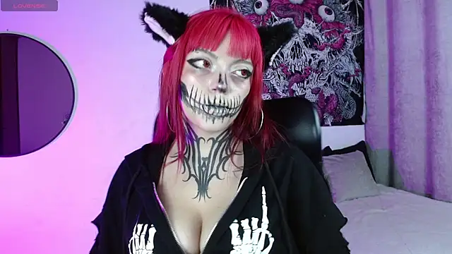 LilithMadness online show from January 11, 2025, 3:55 am