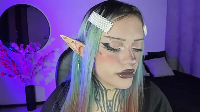 LilithMadness online show from September 30, 2025, 5:12 am