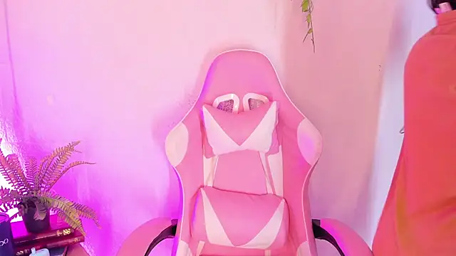 cherry chel online show from February 18, 2025, 10:05 am