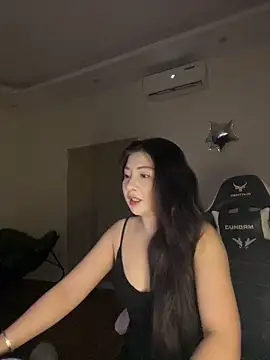 MiMi 0293 online show from May 13, 2026, 2:47 pm