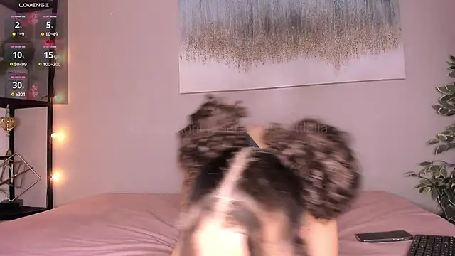 Snapshot of _LittleLia chatting on February 13, 2025, 3:56 pm LittleLia online show from February 13, 2025, 3:56 pm