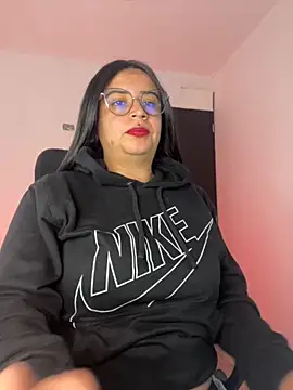 Devilsweet17 online show from November 7, 2025, 12:32 am