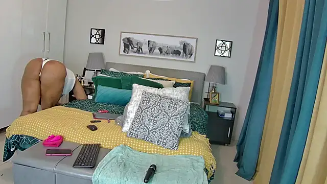 NaughtyKelly28 online show from October 4, 2025, 7:34 pm