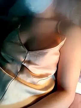 misu09 online show from February 2, 2025, 6:10 pm