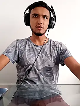 mosmar 20 online show from December 3, 2024, 7:33 pm