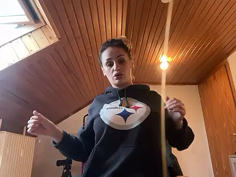 JeSuisUnTapin online show from September 13, 2025, 4:18 pm