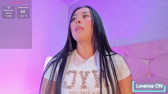 Cameliaa Smiith online show from November 27, 2025, 2:46 am