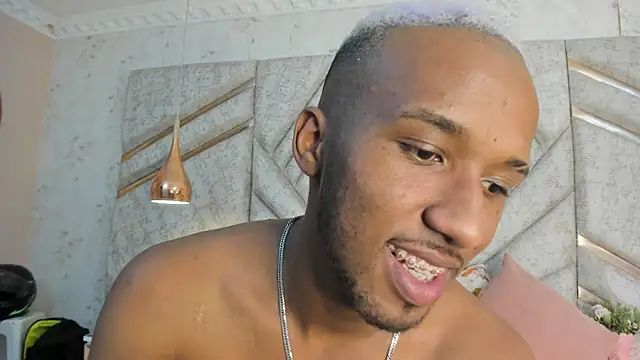 JamesParck online show from February 9, 2025, 6:16 pm