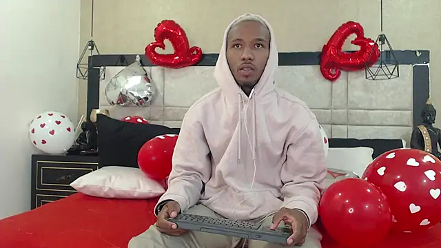 JamesParck online show from February 13, 2025, 10:12 am