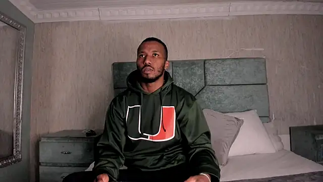 JamesParck online show from February 24, 2026, 7:56 pm