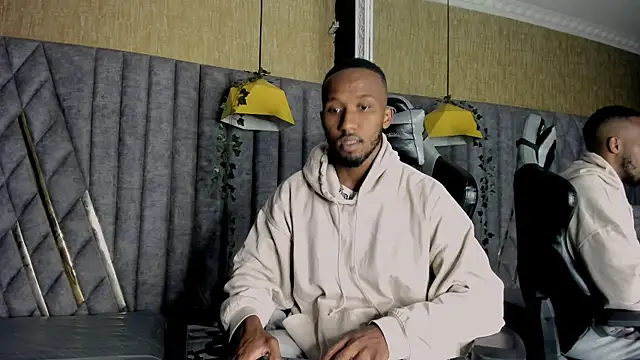 JamesParck online show from April 21, 2026, 12:23 am